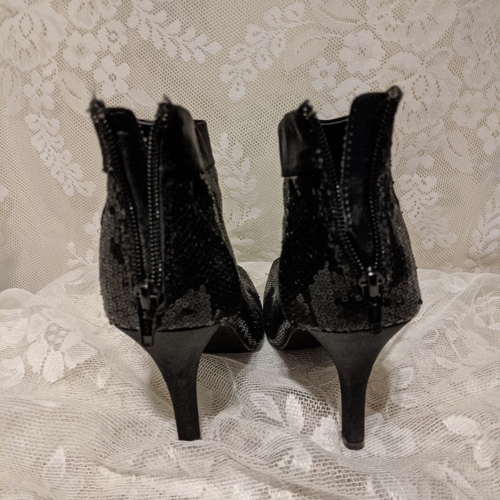 Metaphor booties - Picture 3 of 6